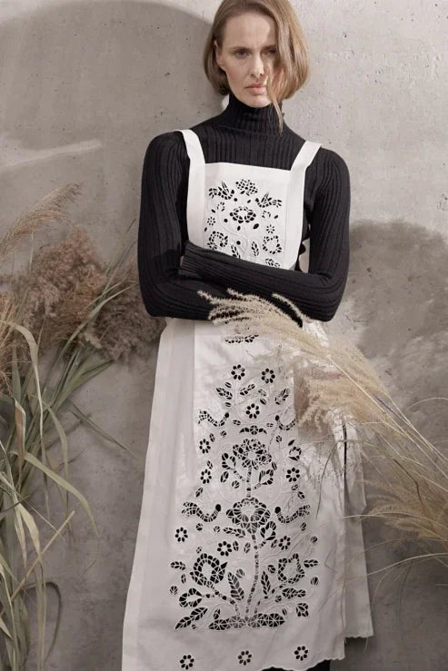 Foberini, Ukrainian vyshyvanka embroidered blouse, hand-embroidered – embroidery detail