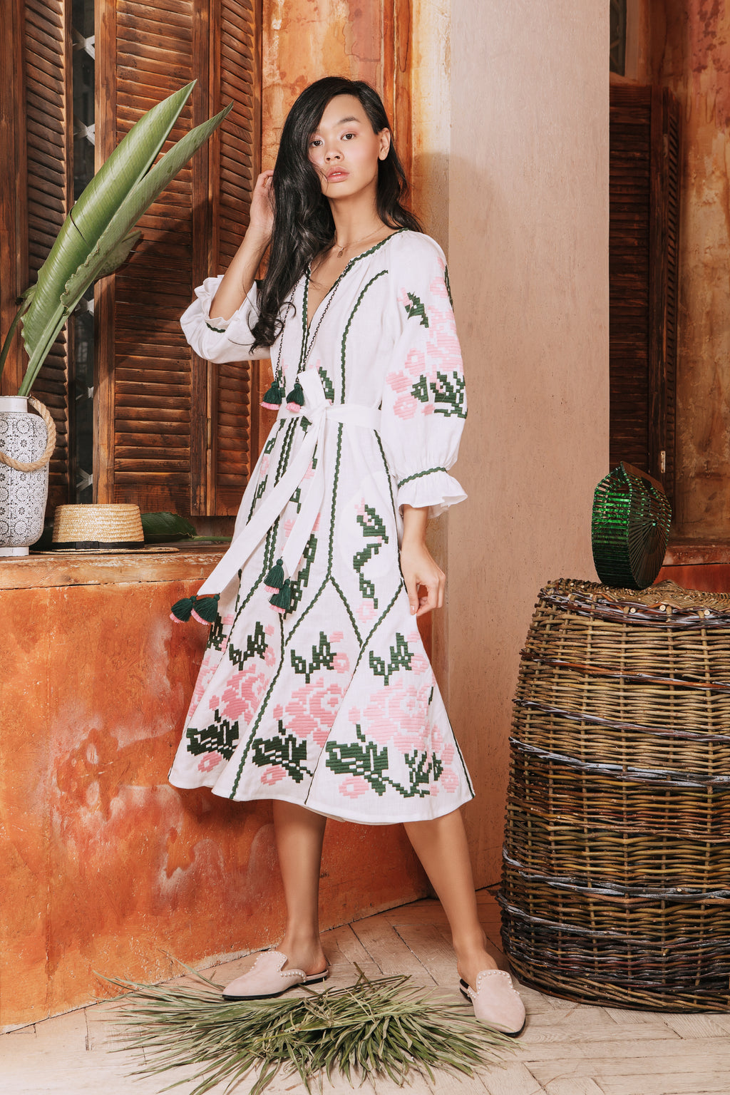 Rochie midi Marta cu broderie