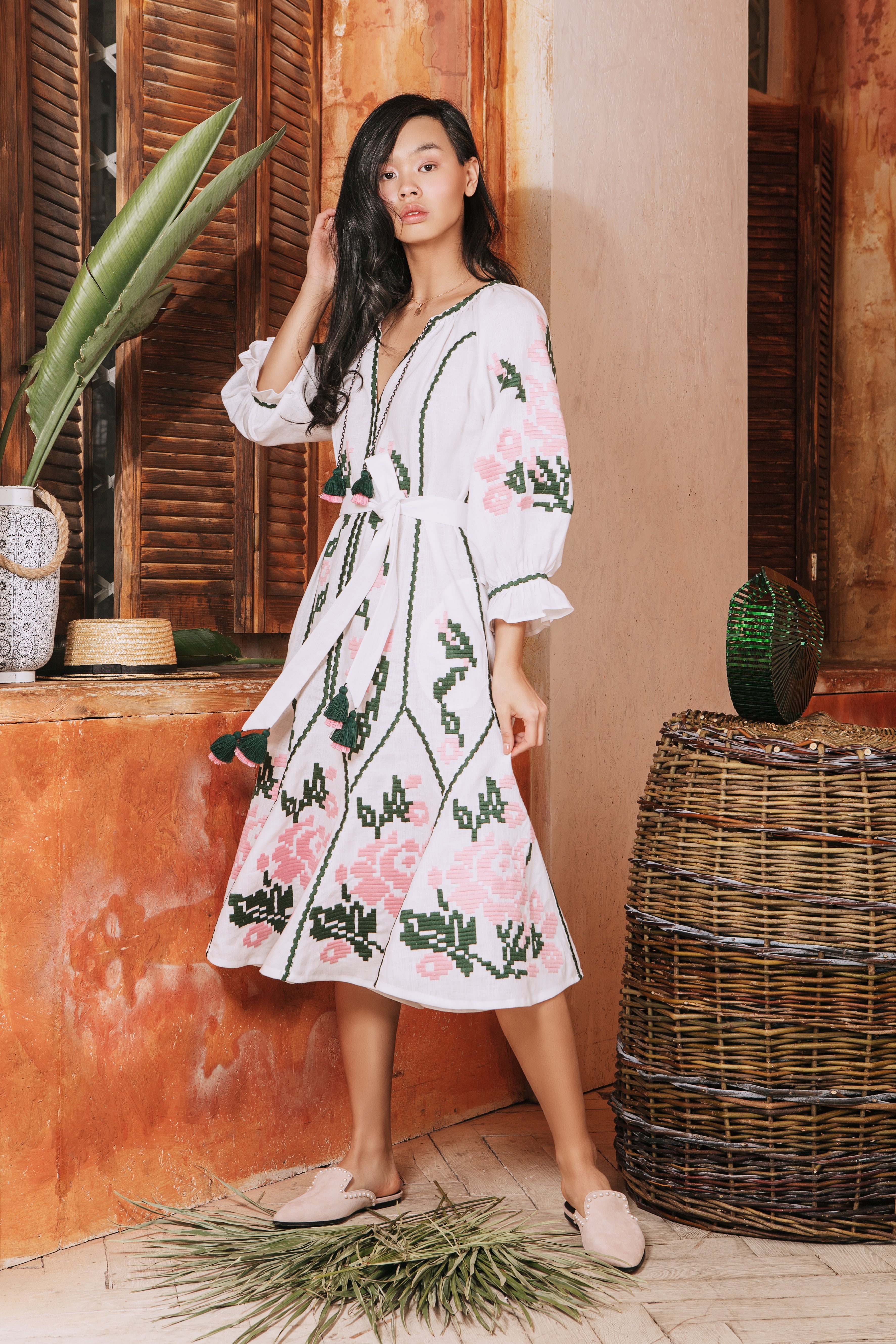 Rochie midi Marta cu broderie