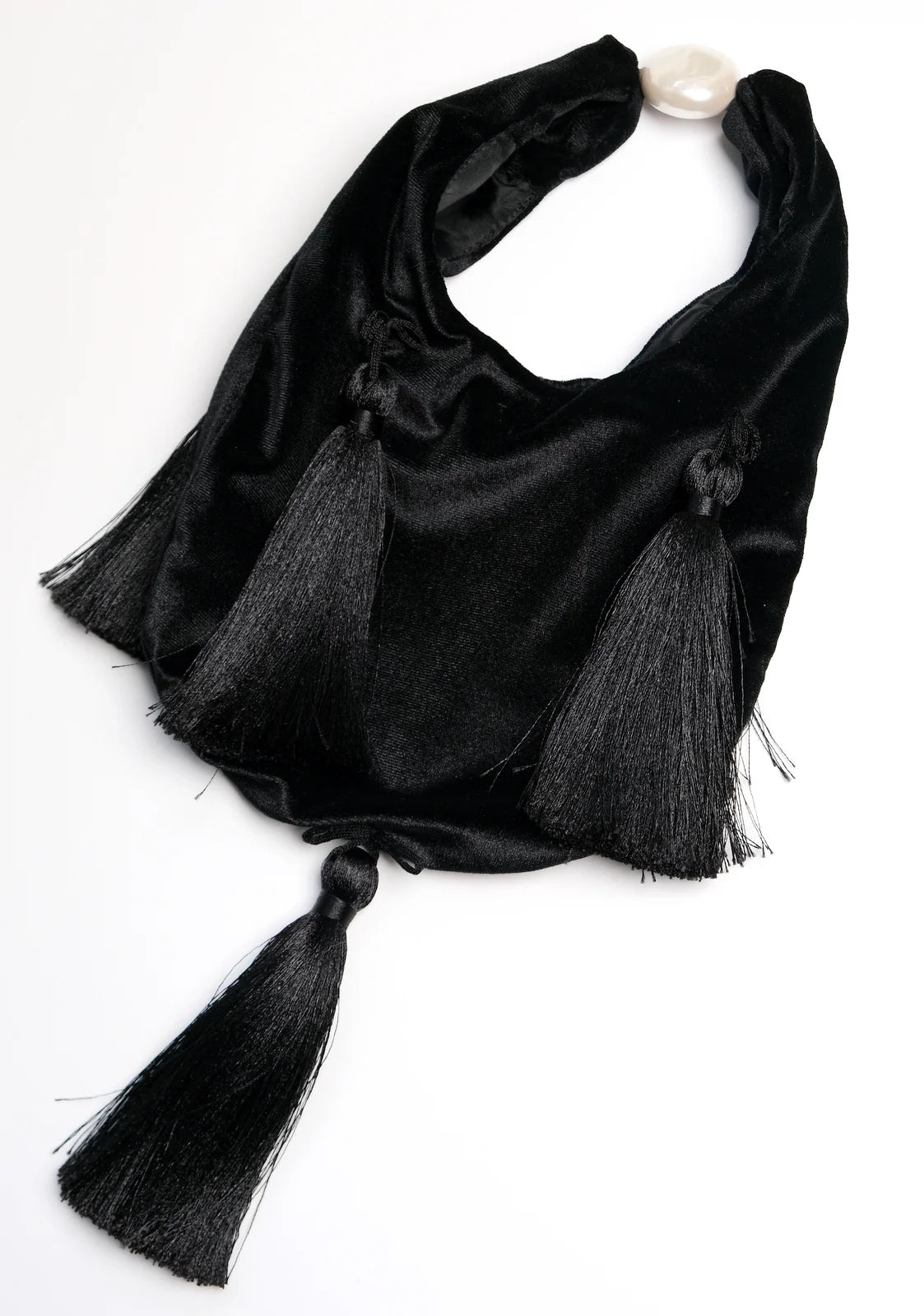 Katerini Mou, Authentic handmade Romanian blouse, black, velvet, hand-embroidered – embroidery detail