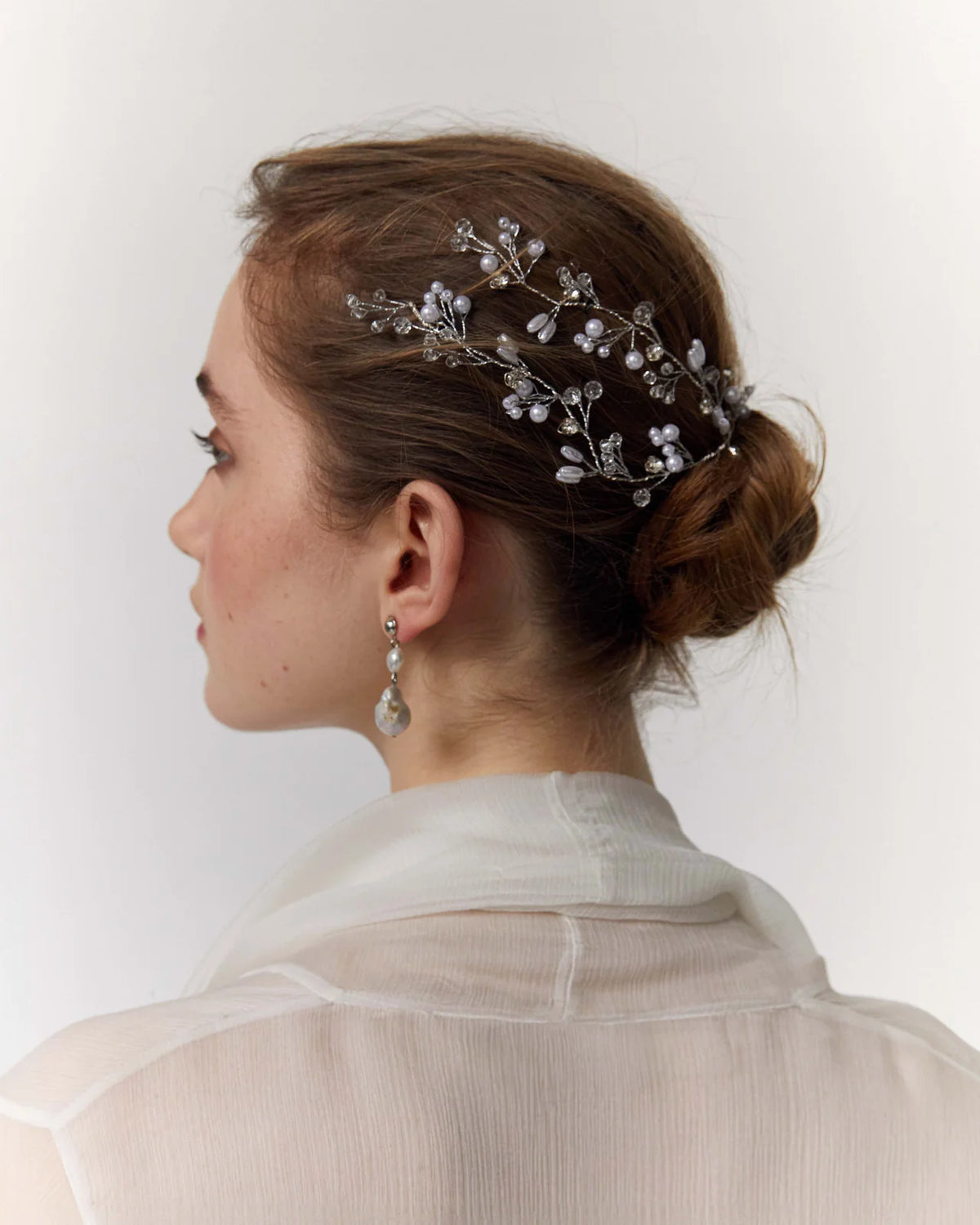 Katerini Mou Simone hair accessory with clear crystals, pearls and silver thread