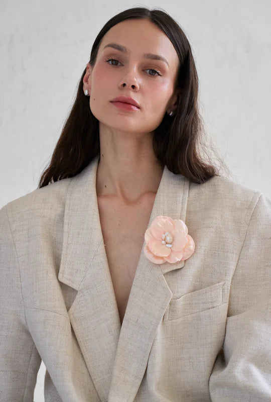 Fresia Brooch – a statement of conscious femininity