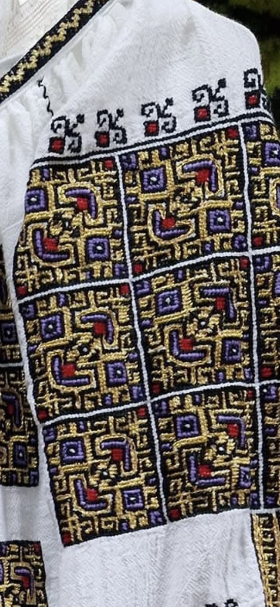 Diamond Motif Mehedinți hand cross-stitched metallic thread blouse