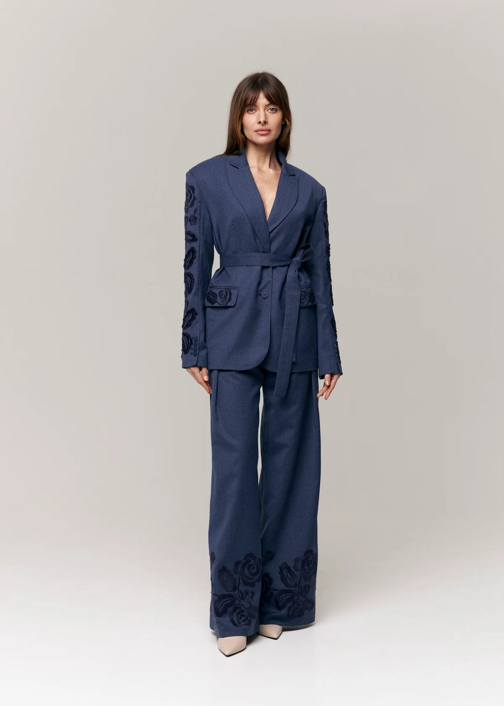 Velvet Rose Embroidered Wool Blazer – Steel Blue
