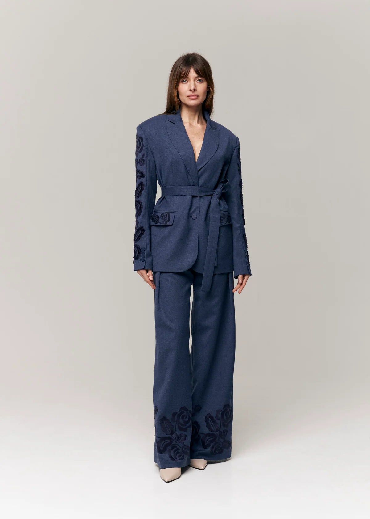 Velvet Rose Embroidered Wool Blazer – Steel Blue