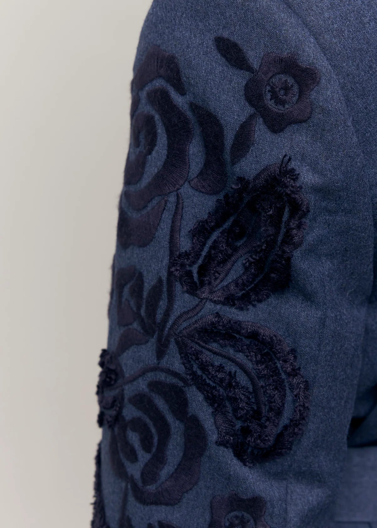 Velvet Rose Embroidered Wool Blazer – Steel Blue