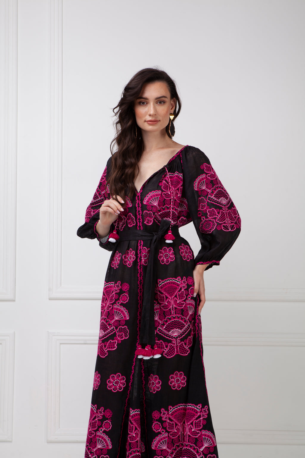 Foberini, Embroidered dress, pink and white, linen, floral motif, hand-embroidered – view 7