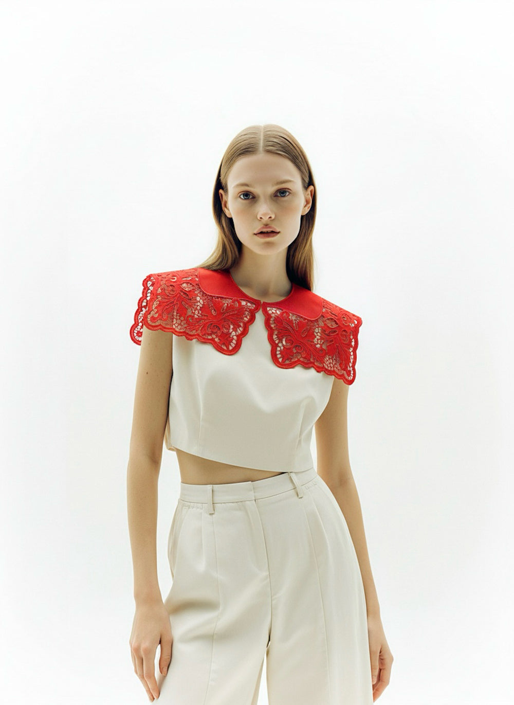 Hand-embroidered Richelieu cutwork detachable collar – embroidery detail