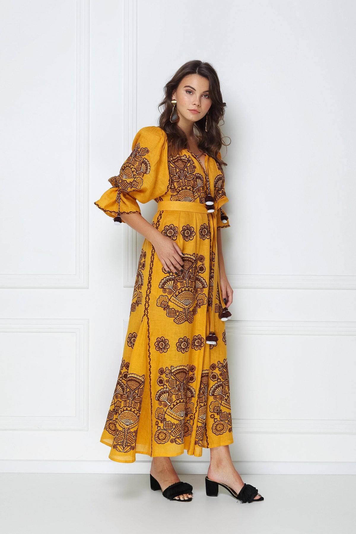 Premium mustard linen fabric detail, Foberini Victory Chic dress