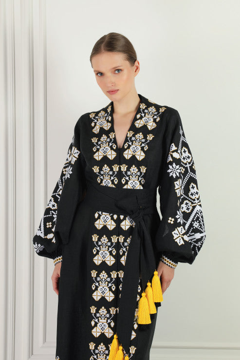 Kimono brodat Floarea Deșertului