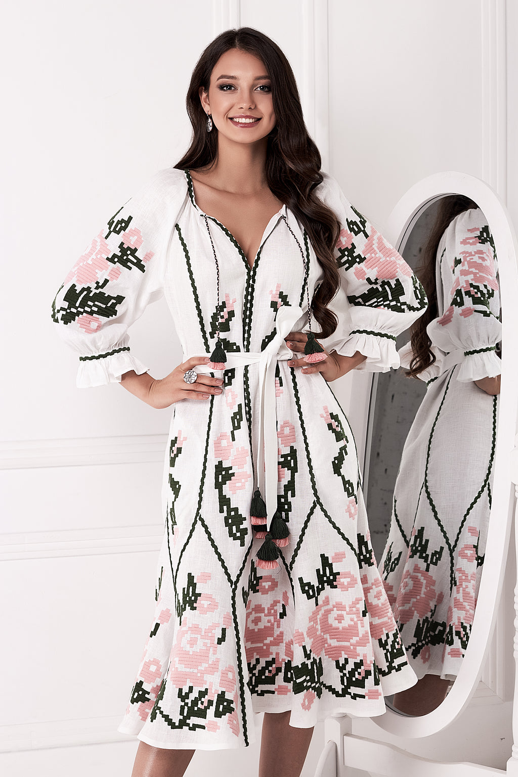 Rochie midi Marta cu broderie