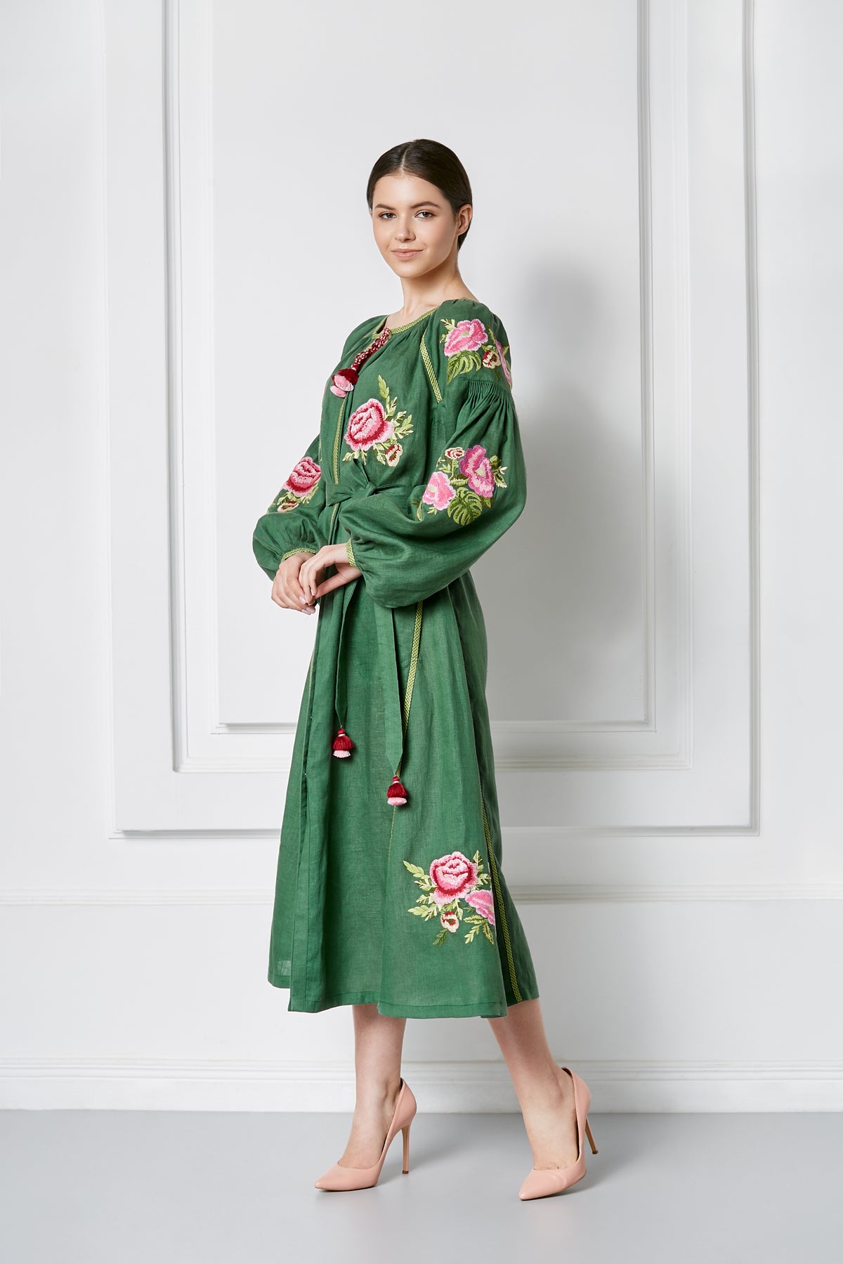 Flora green embroidered midi dress, puffy handmade sleeve detail