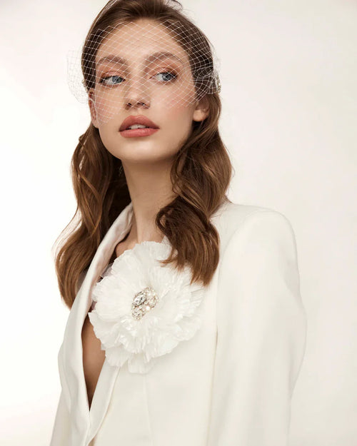 Coppola bridal veil with crystal brooches, handcrafted