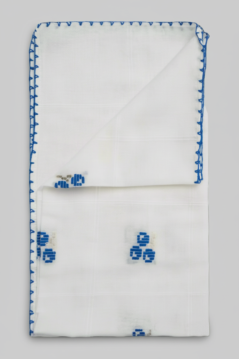 Față de masă brodată manual, albastru-cireș – Unică