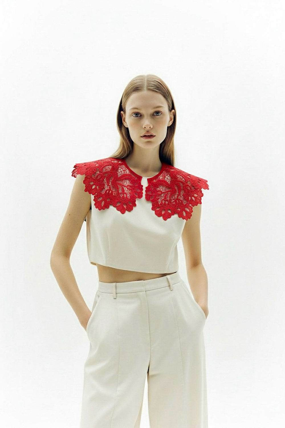 Hand-embroidered Richelieu cutwork detachable collar in red – embroidery detail