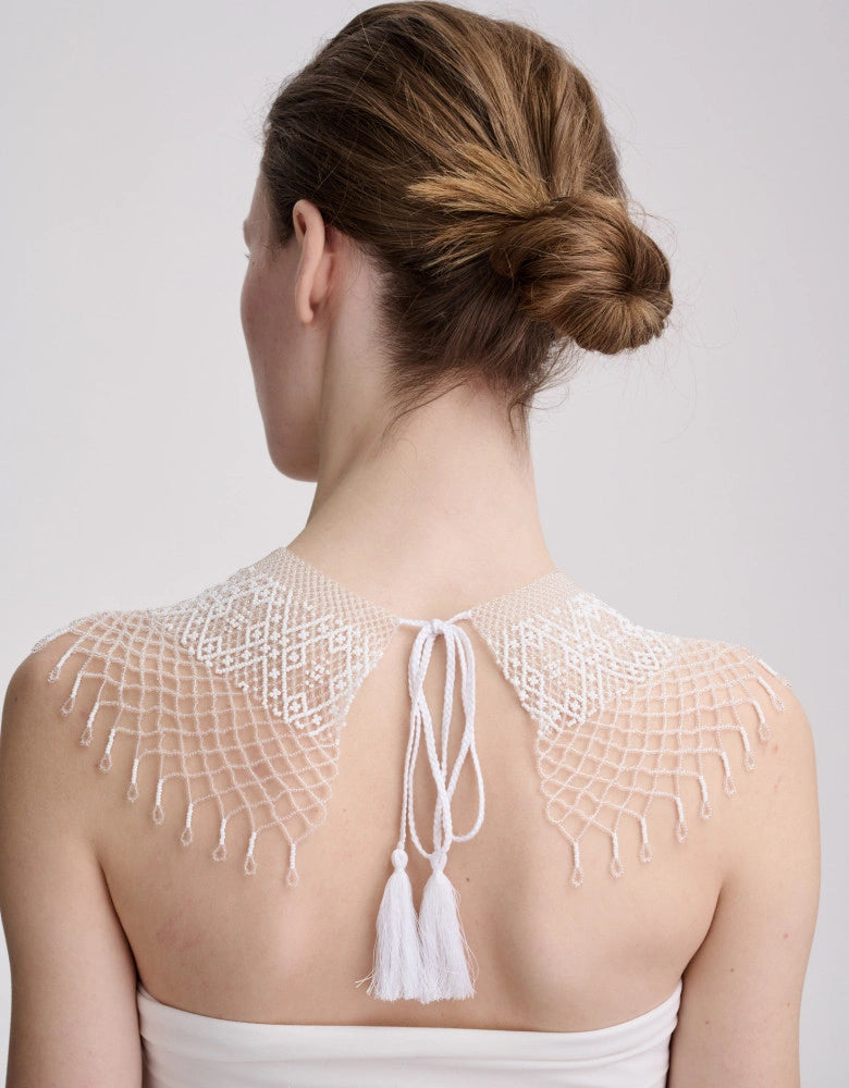 Koza Dereza, Necklace, white, handmade – another view