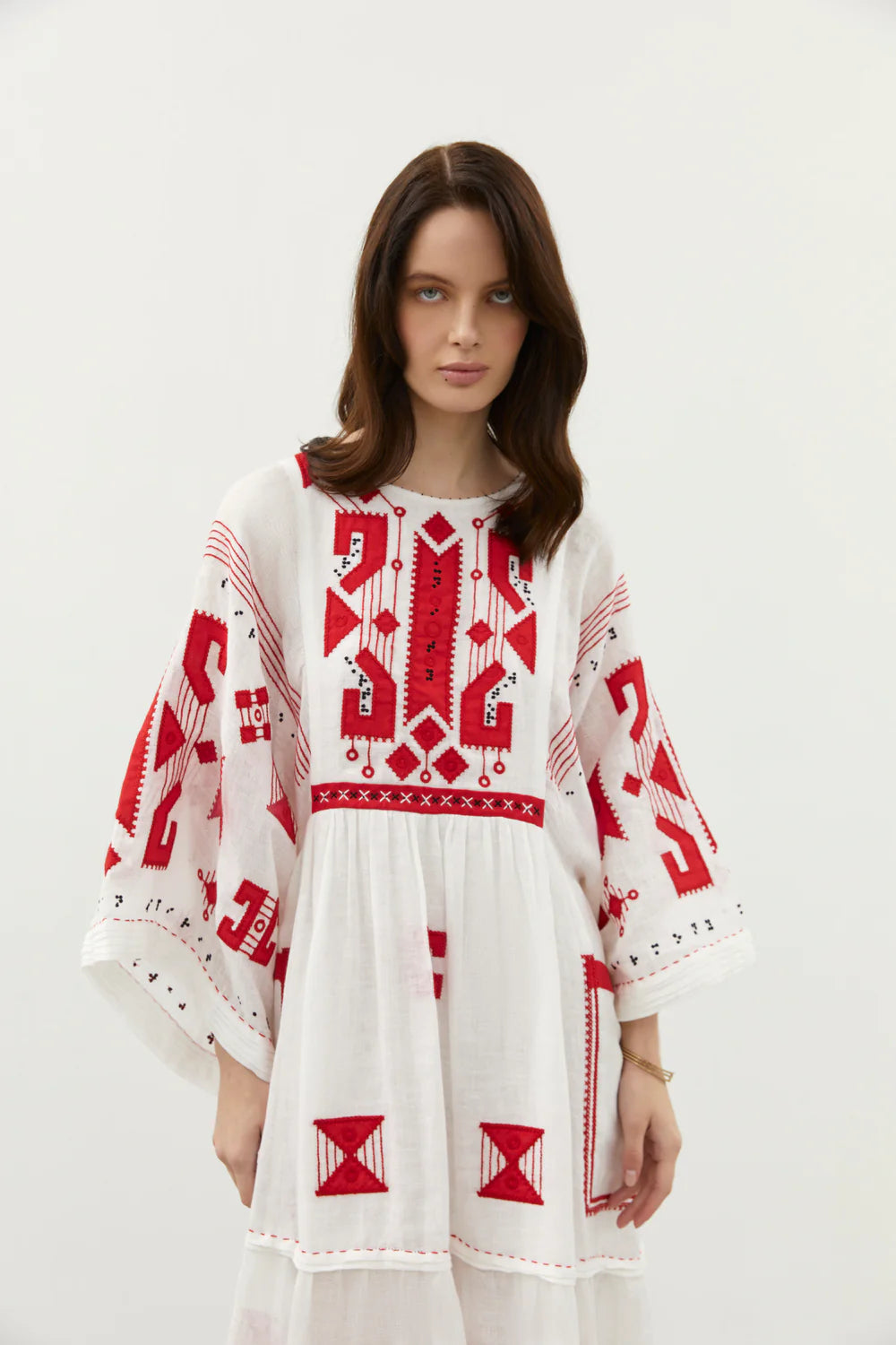 White Linen Long Dress with Geometric Embroidery Braille My Sleeping Gypsy