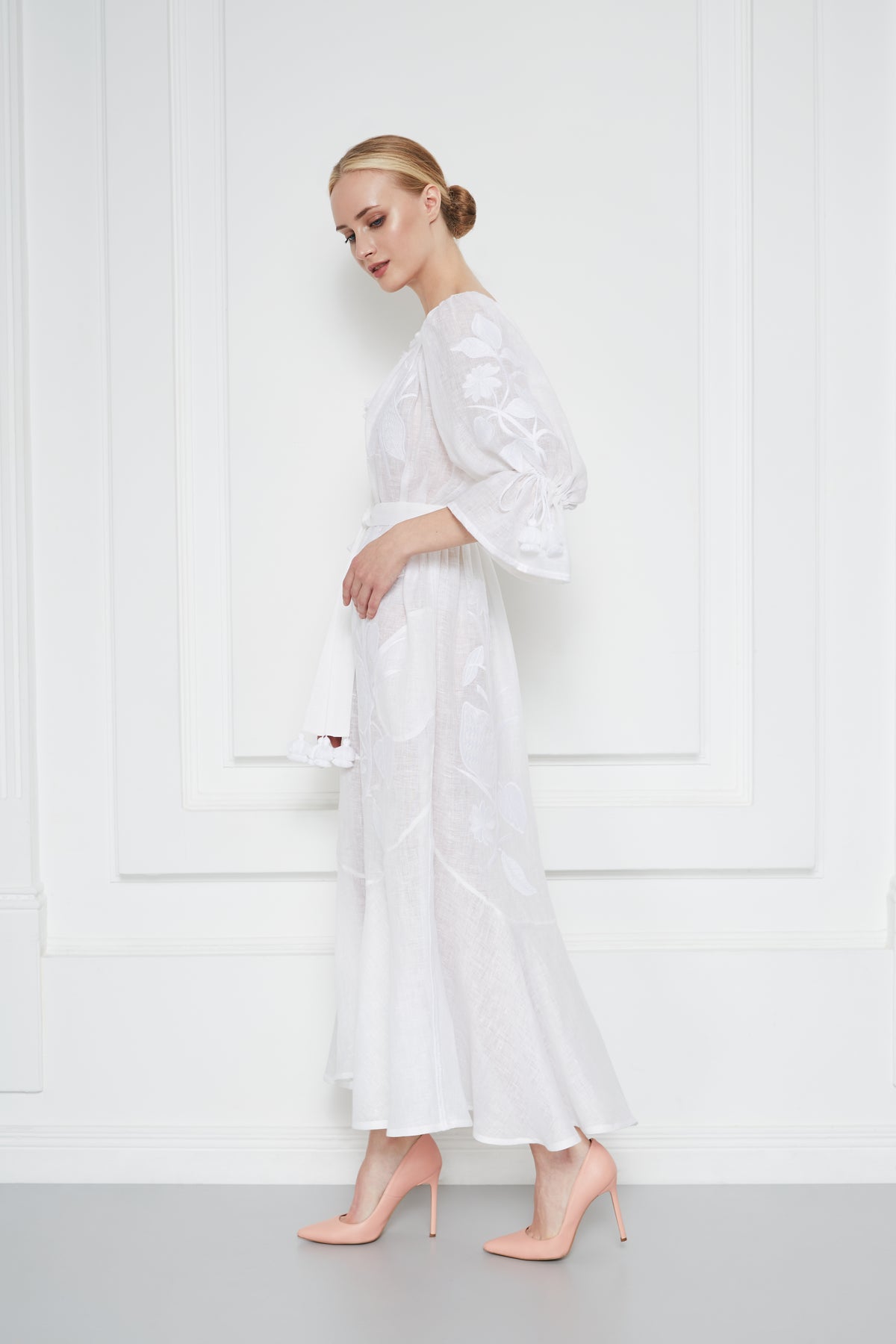 Foberini, Embroidered dress, white, floral motif, hand-embroidered – view 8