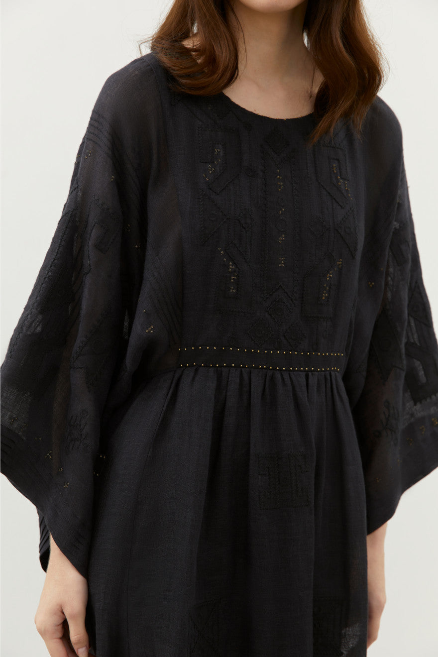 Rochie lungă din in, brodată cu model Braille, neagră 