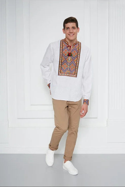 Foberini, Traditional embroidered men shirt, white, geometric motif, hand-embroidered – styled look