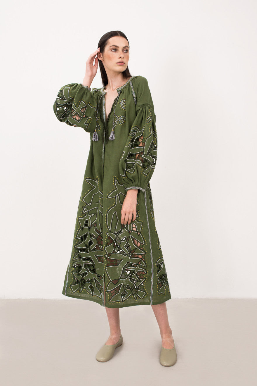 Flying Home green linen midi dress - Richelieu cutwork sleeve detail