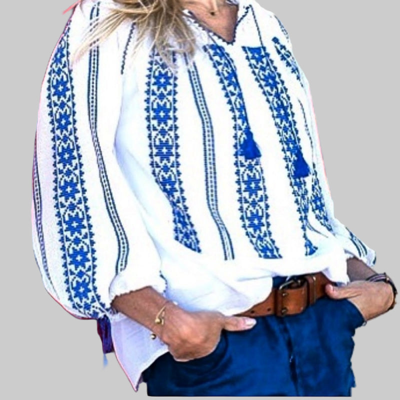 Bluză românească împletită în albastru