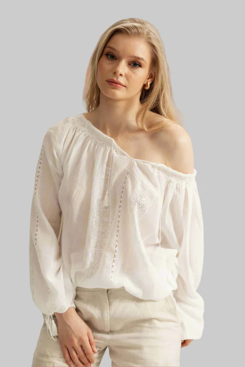 Bluza romaneasca Alba lucrata manual