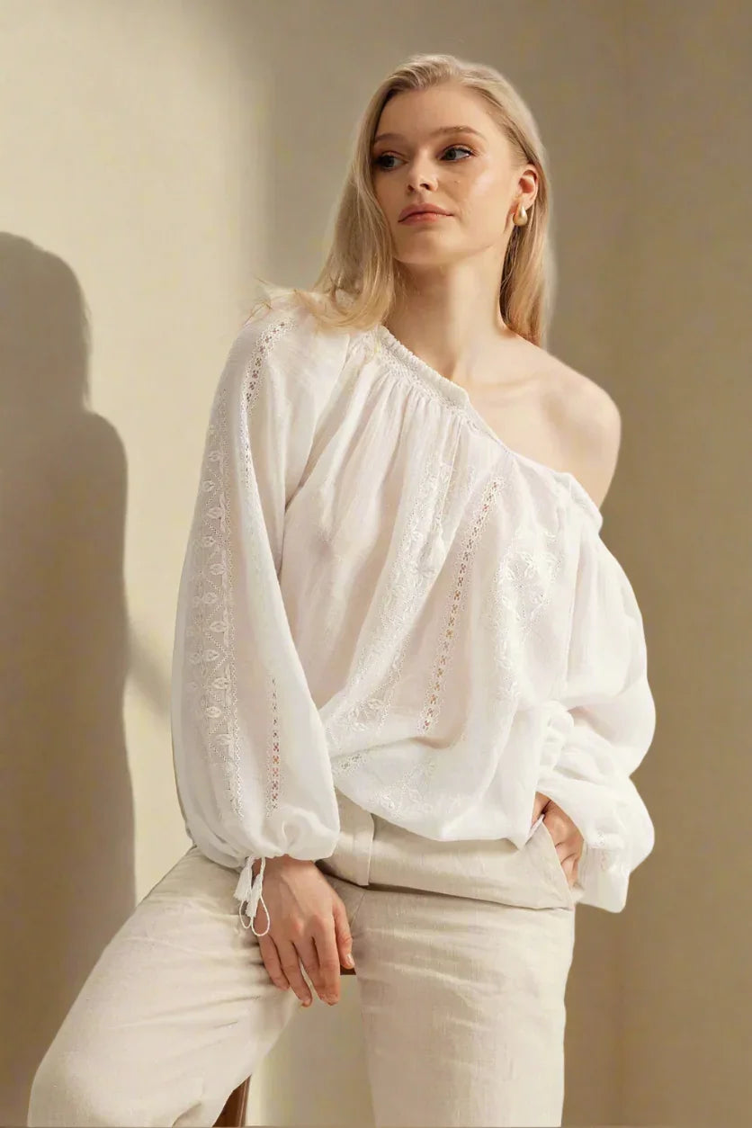 Bluza romaneasca Alba lucrata manual