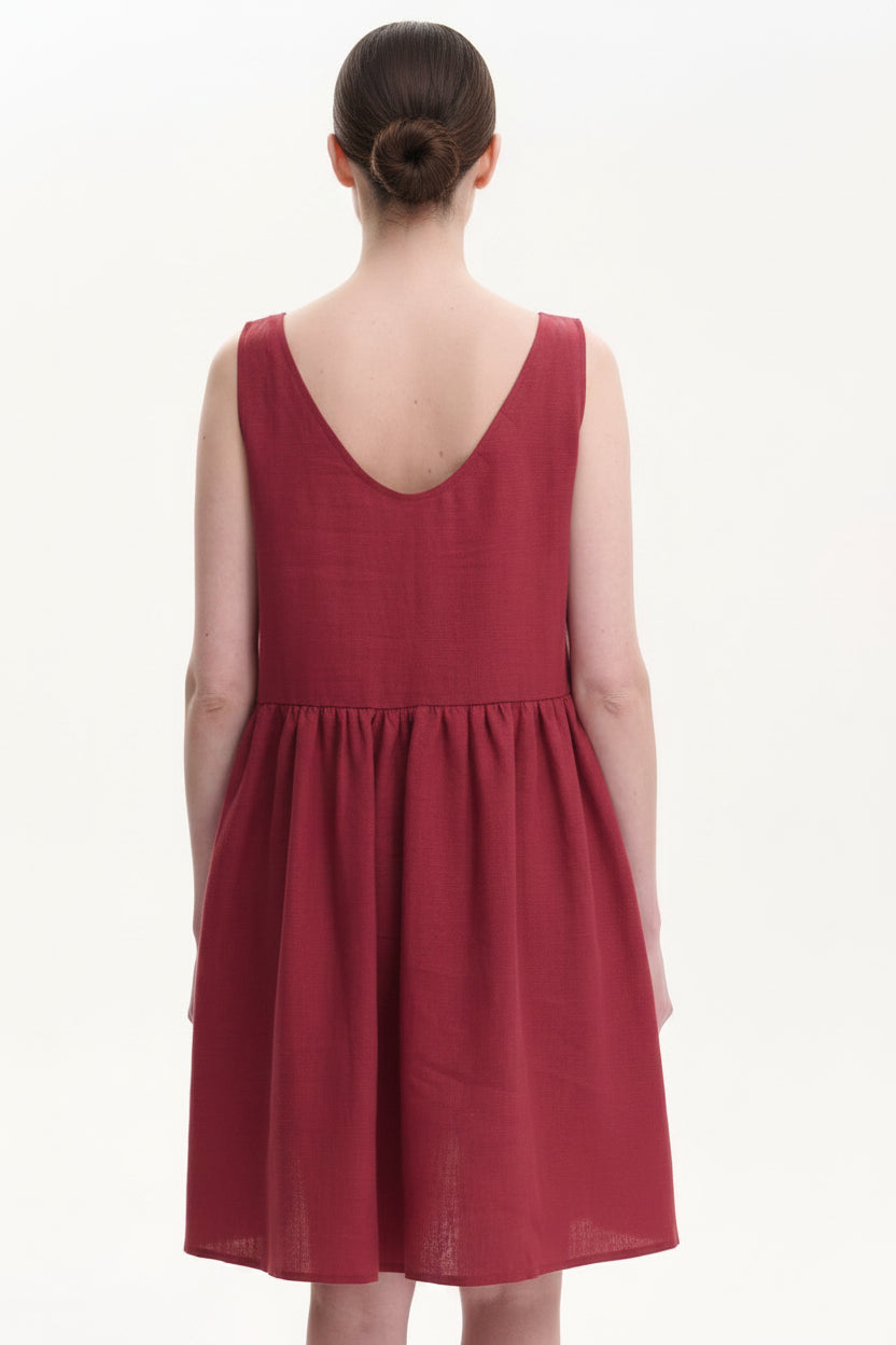 Berehynia linen dress - Trypillian endless knot motif detail