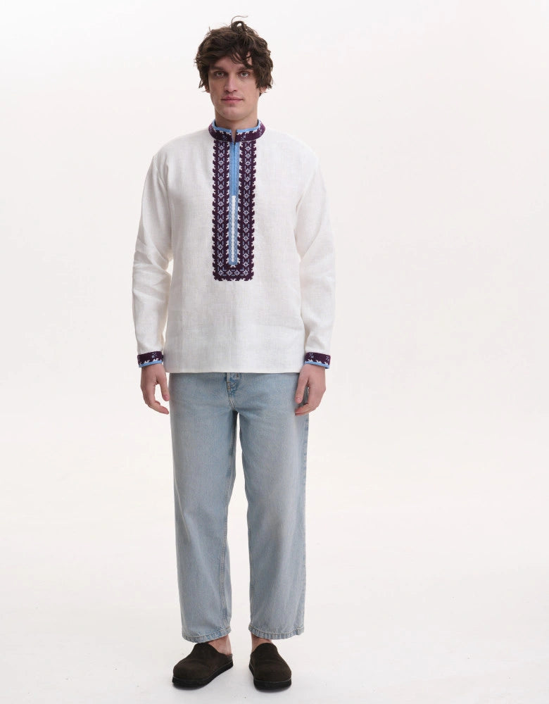 Men's vyshyvanka, Free Steppes motif in wool thread - embroidery detail