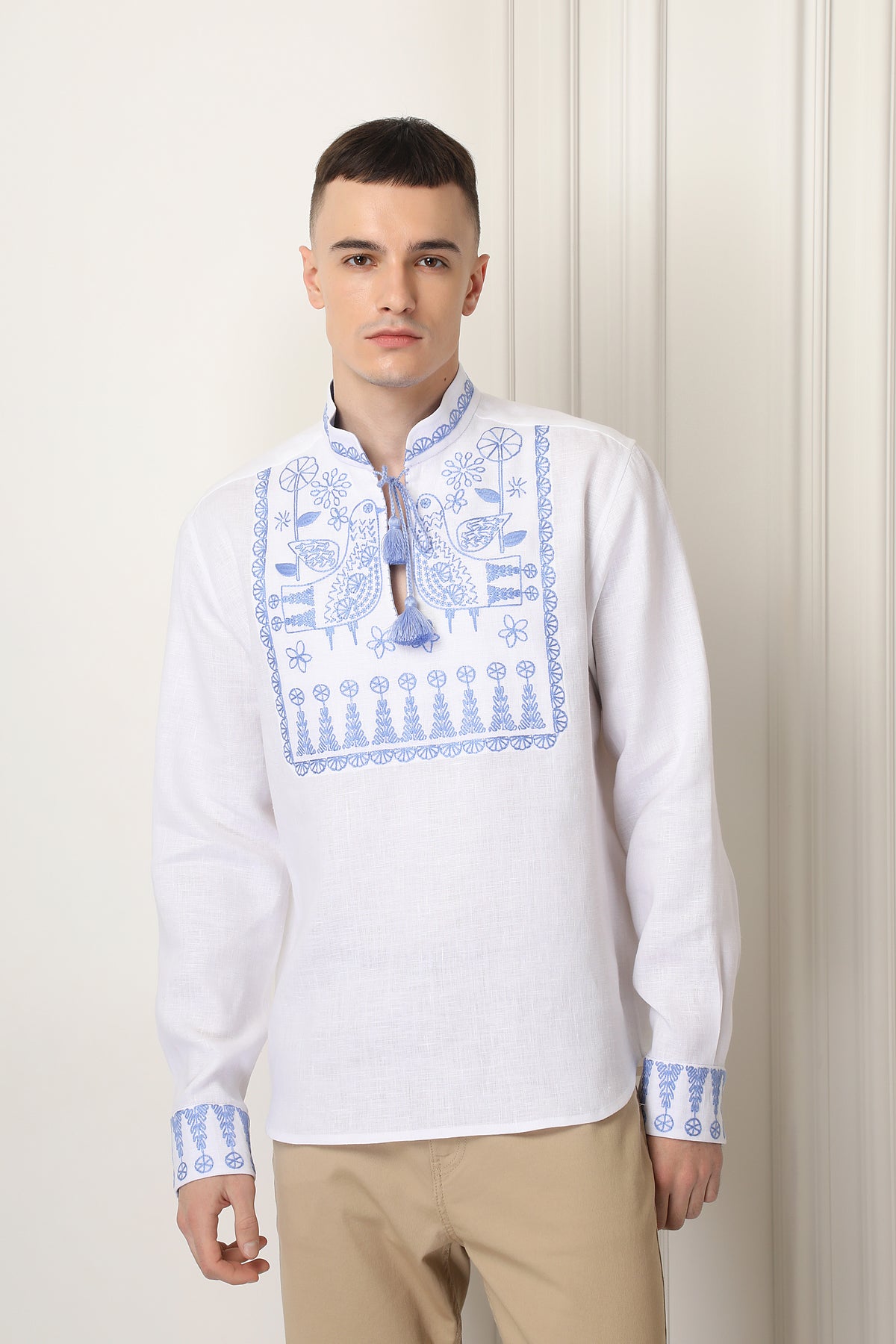 Cămașă bărbătească din in cu broderie traditională bleu deschis motiv Zozulya
