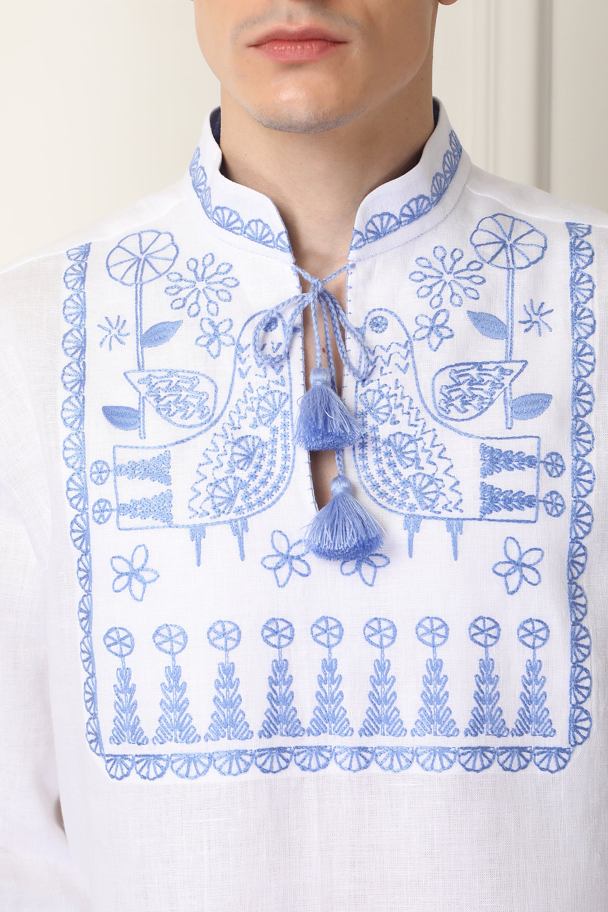 Cămașă bărbătească din in cu broderie traditională bleu deschis motiv Zozulya