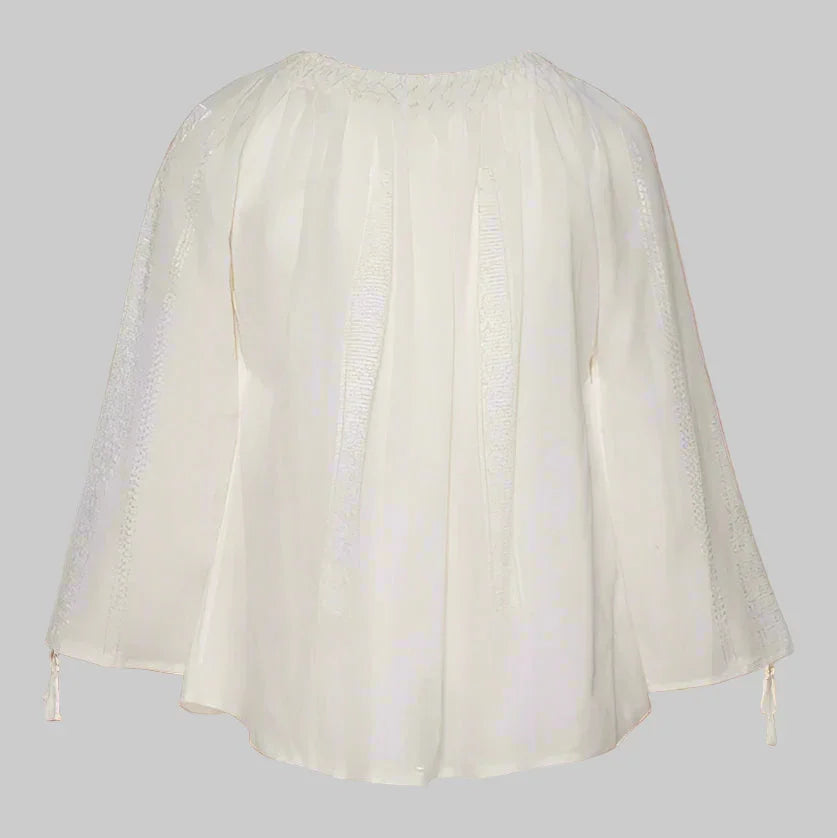 Bluză românească împletită în alb