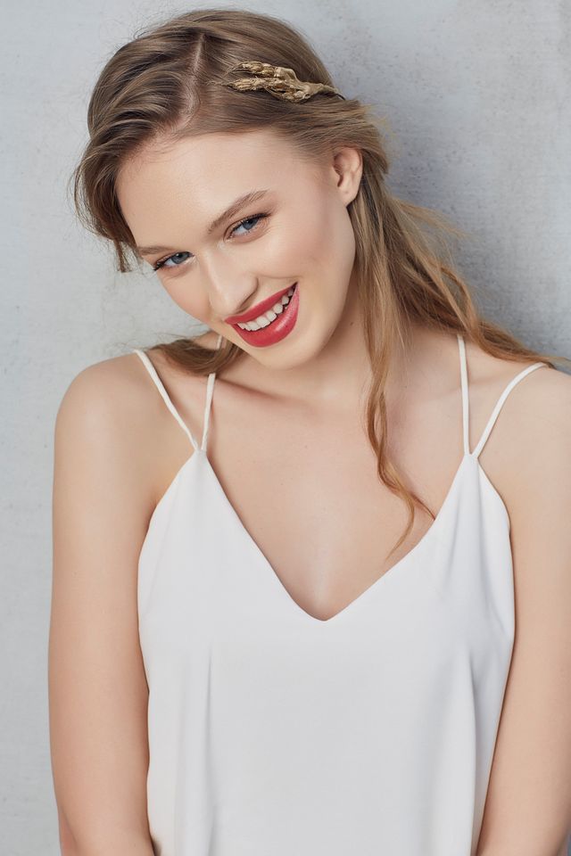 Katerini Mou Wheat Crown Standard