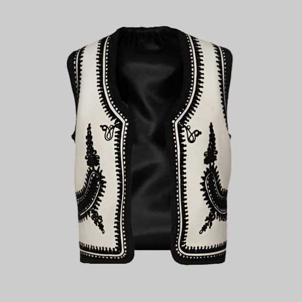 Vesta Brodata Folk In Alb-Negru