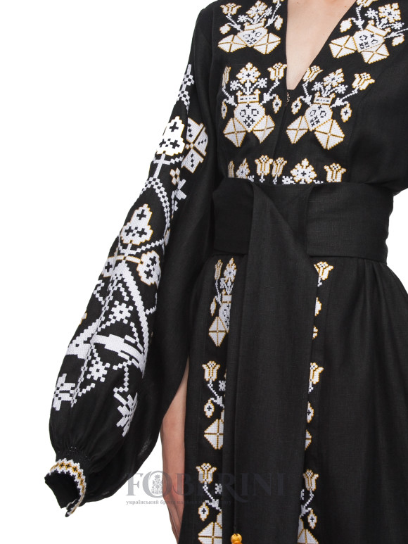 Kimono Dress-Embroidery “Flower of the Desert”