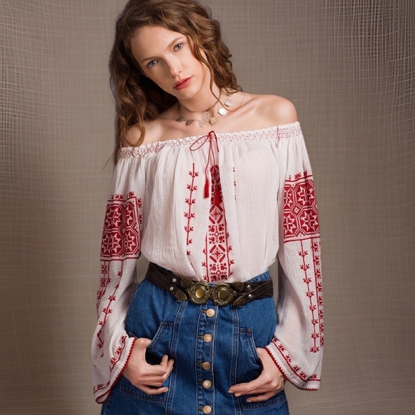 Traditional Romanian Blouse 'North Star' with Red Embroidery Handmade in Transylvania